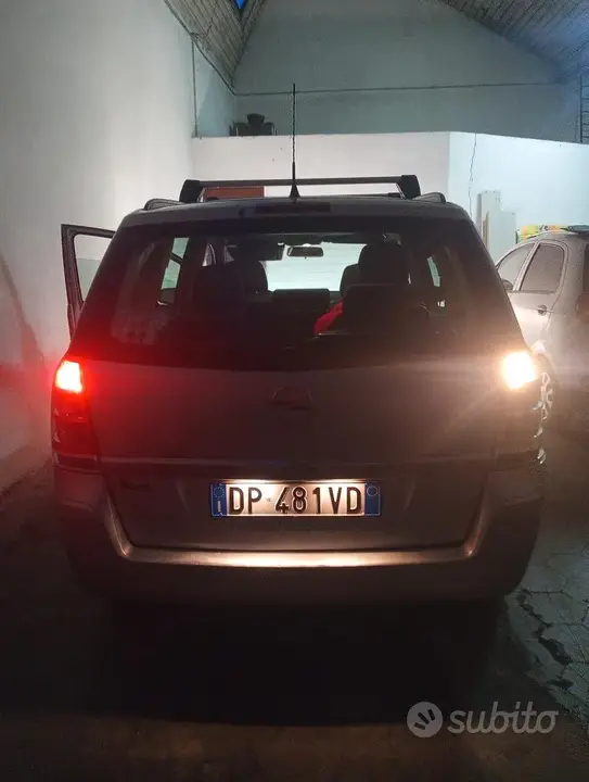 Opel Zafira 2008 photo 3