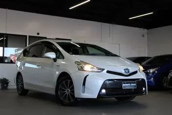 Toyota Prius 2015 photo 2
