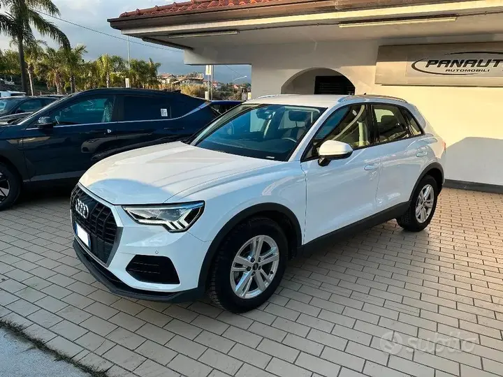 Audi Q3 2022 photo 3
