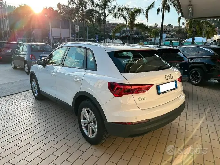 Audi Q3 2022 photo 5