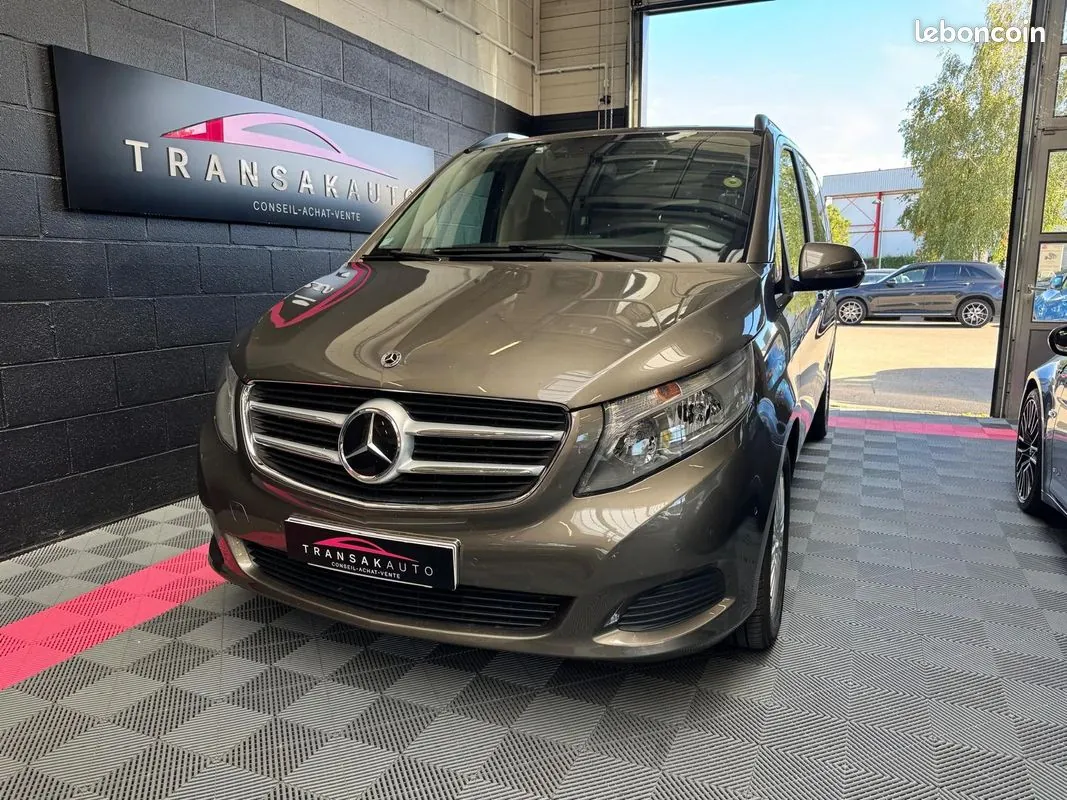 Mercedes-Benz V 2017 photo 2