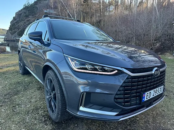 BYD Tang 2021 photo 3