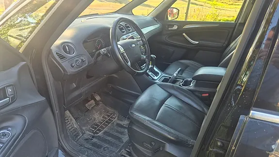 Ford S-Max 2014 photo 5