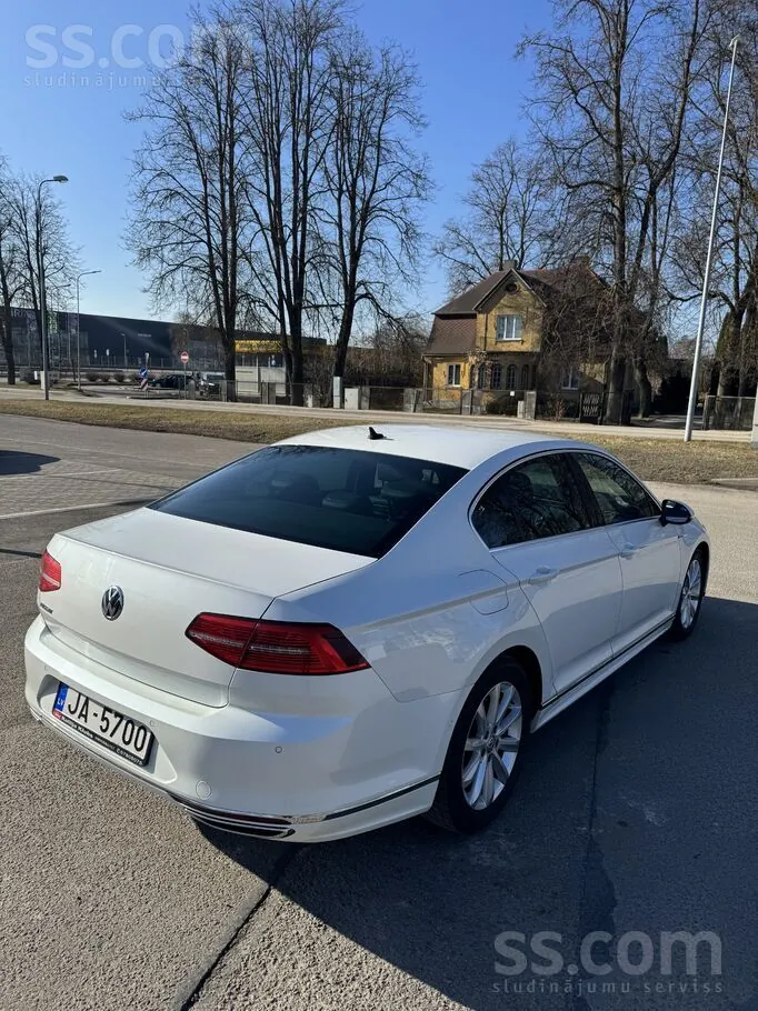 Volkswagen Passat 2015 photo 4