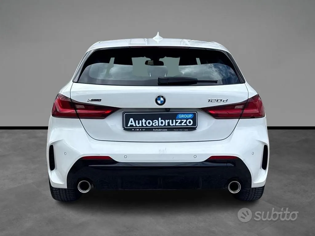 BMW 1 Series 2022 photo 4