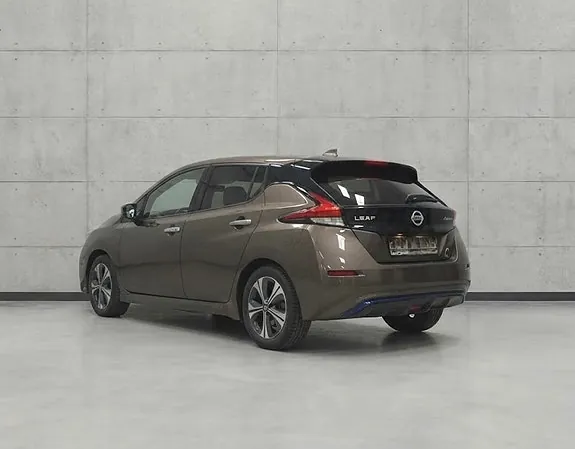 Nissan Leaf 2021 photo 3