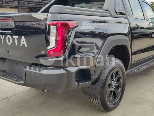 Toyota Hilux 2026 photo 3