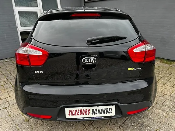 Kia Rio 2014 photo 5