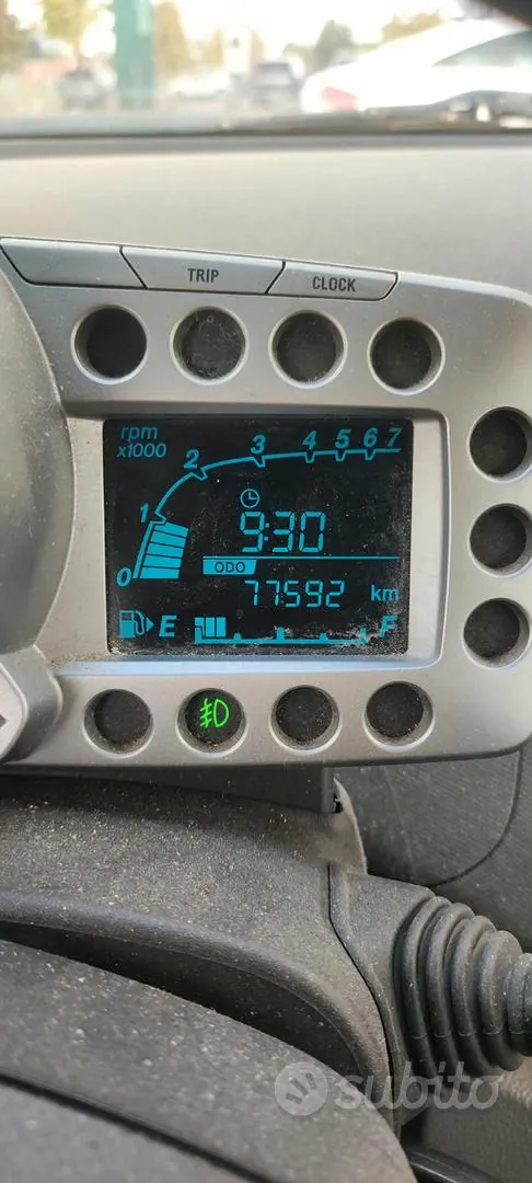 Chevrolet Spark 2011 photo 4