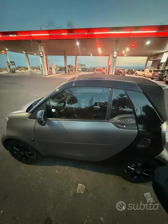 Smart Fortwo 2018 photo 3