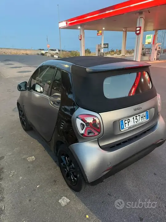 Smart Fortwo 2018 photo 2