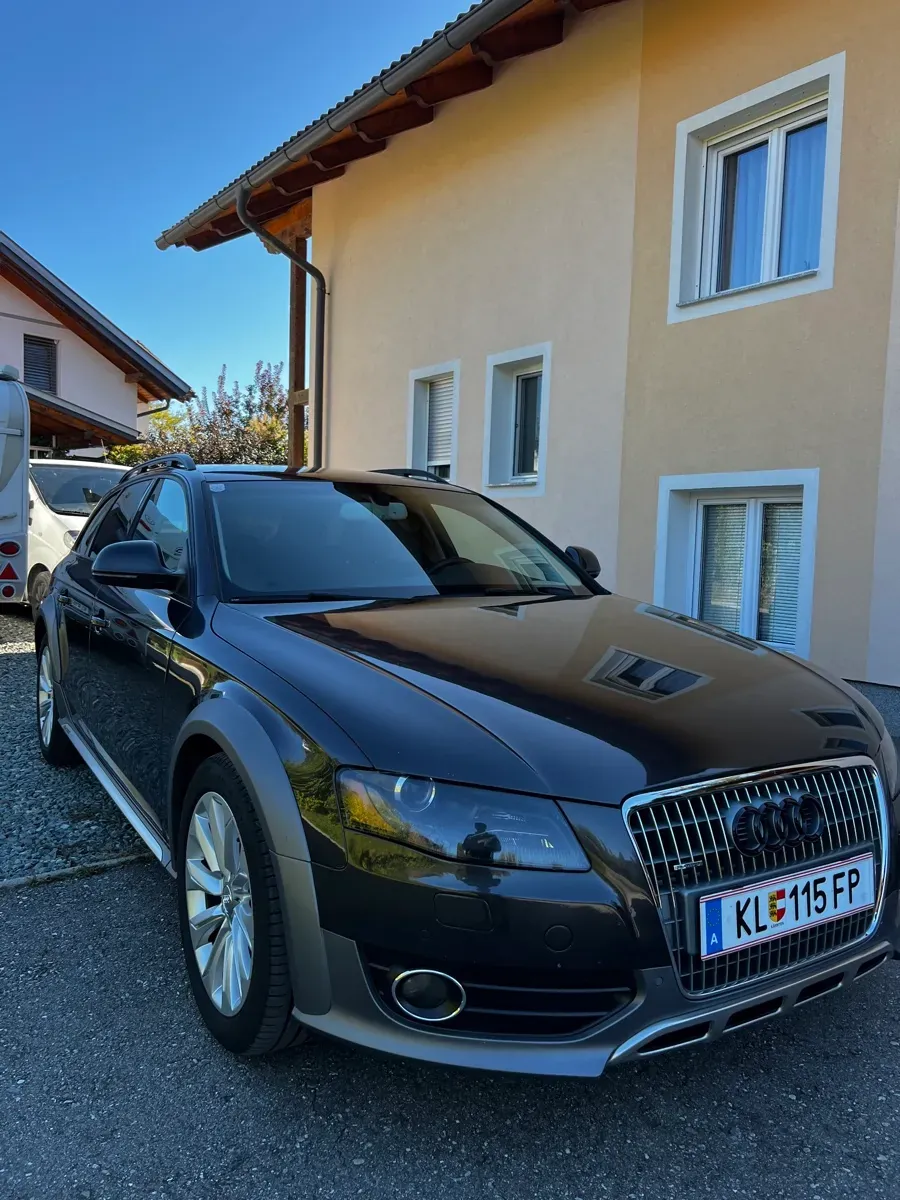 Audi A4 Allroad 2009 photo 2