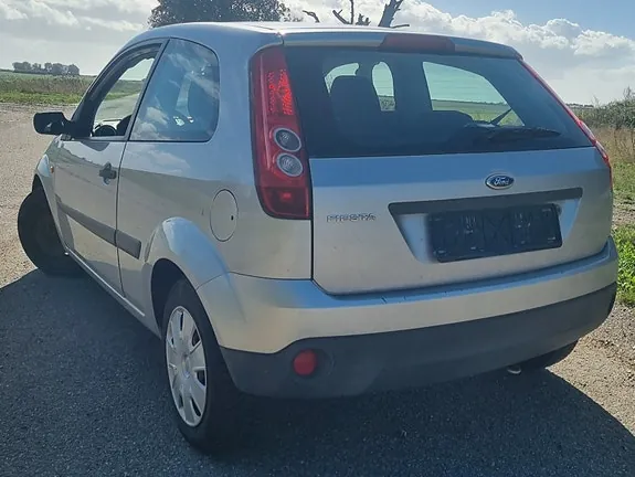 Ford Fiesta 2007 photo 3