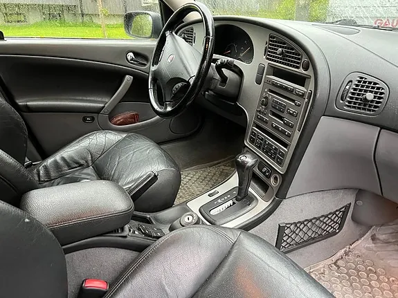 Saab 9-5 2005 photo 2
