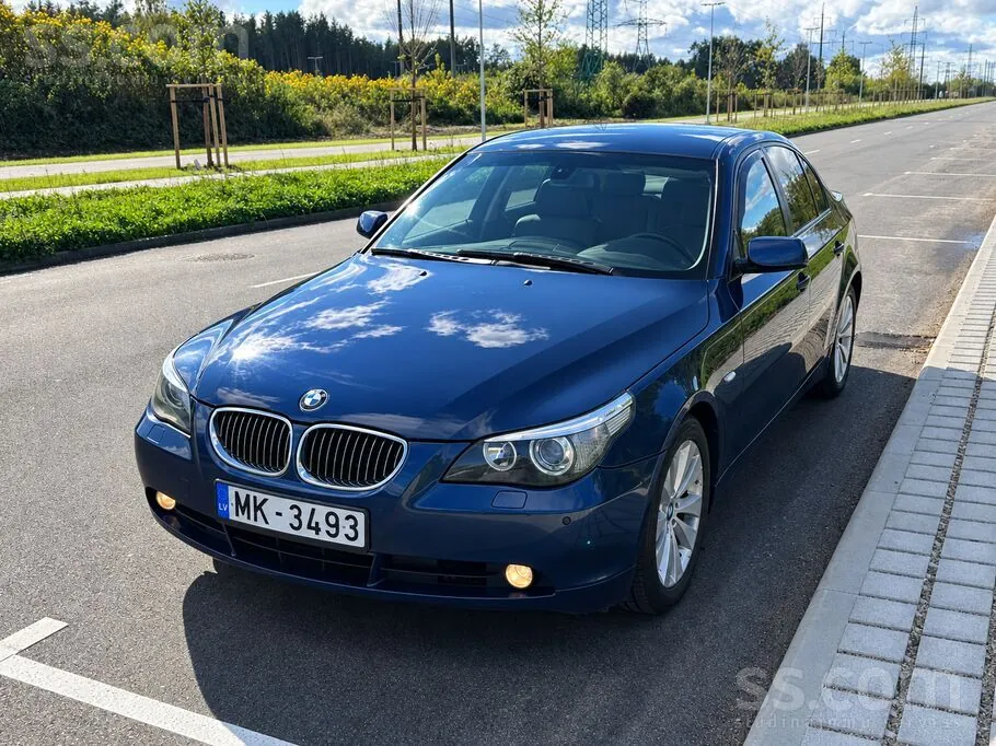 BMW E60 2007 photo 2