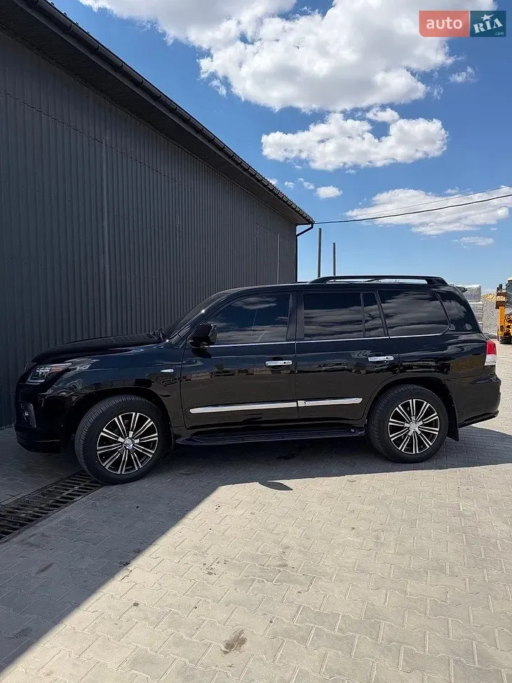 Lexus Lx
