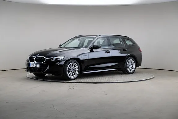 BMW 330E