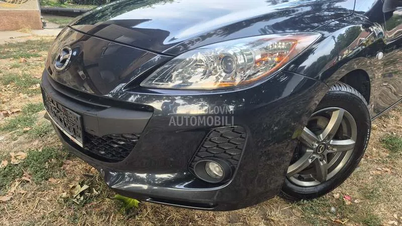 Mazda 3 2013 photo 4