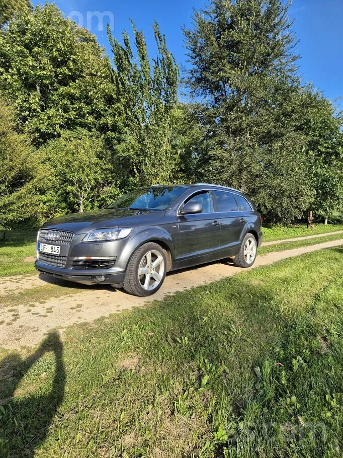 Audi Q7 2007 photo 2