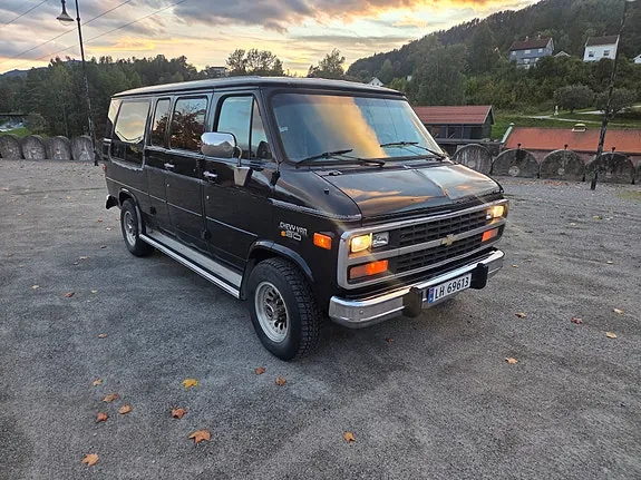 Chevrolet G30