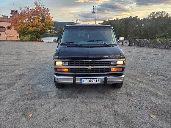 Chevrolet G30 1993 photo 2