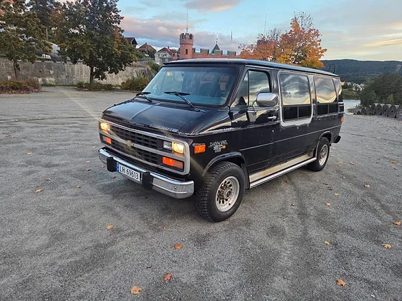 Chevrolet G30 1993 photo 3