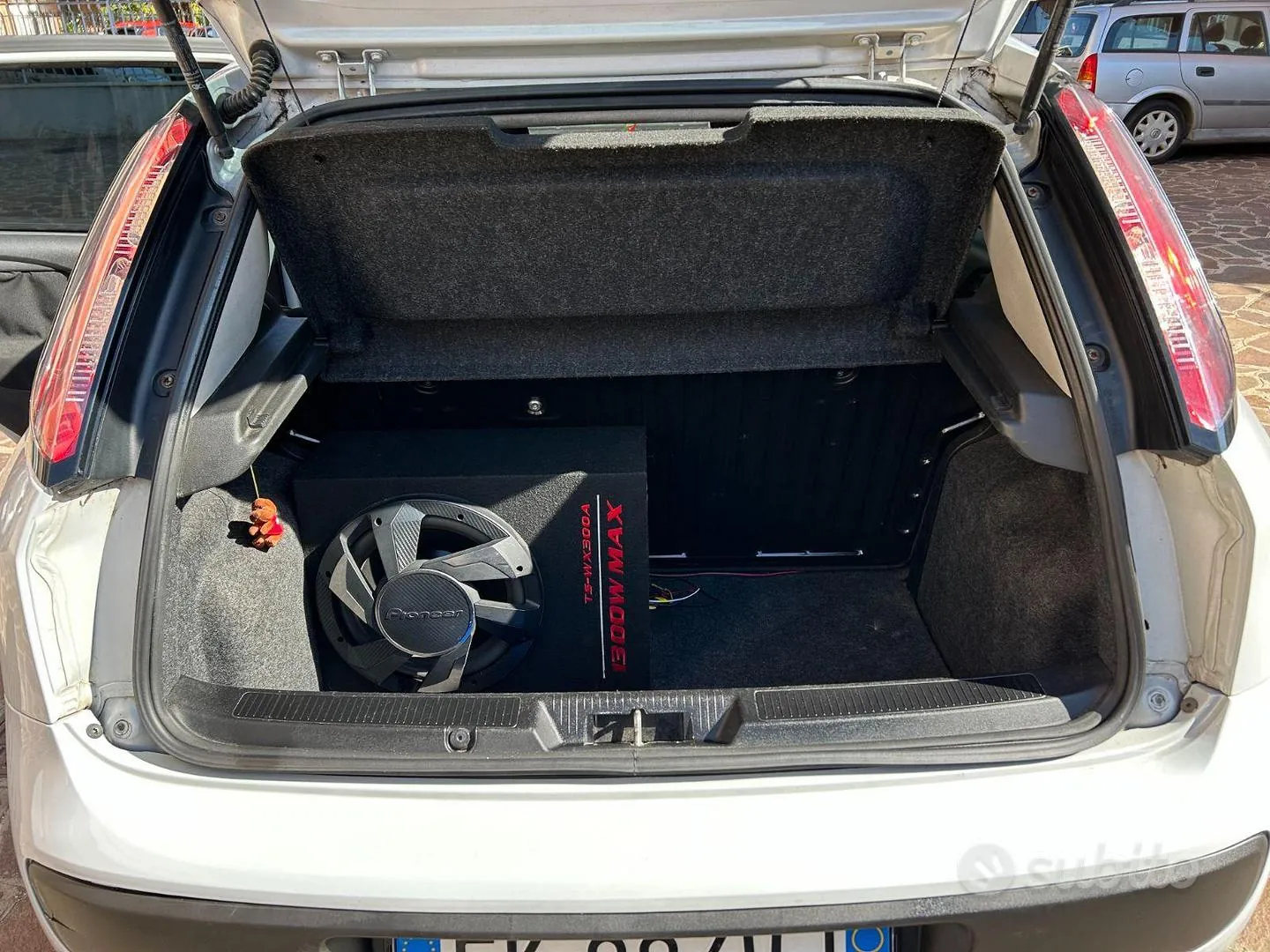 Fiat Punto Evo 2012 photo 5