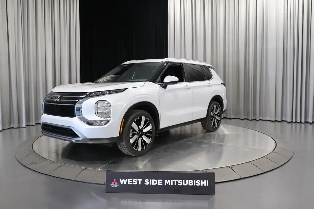 Mitsubishi Outlander 2026 photo 3