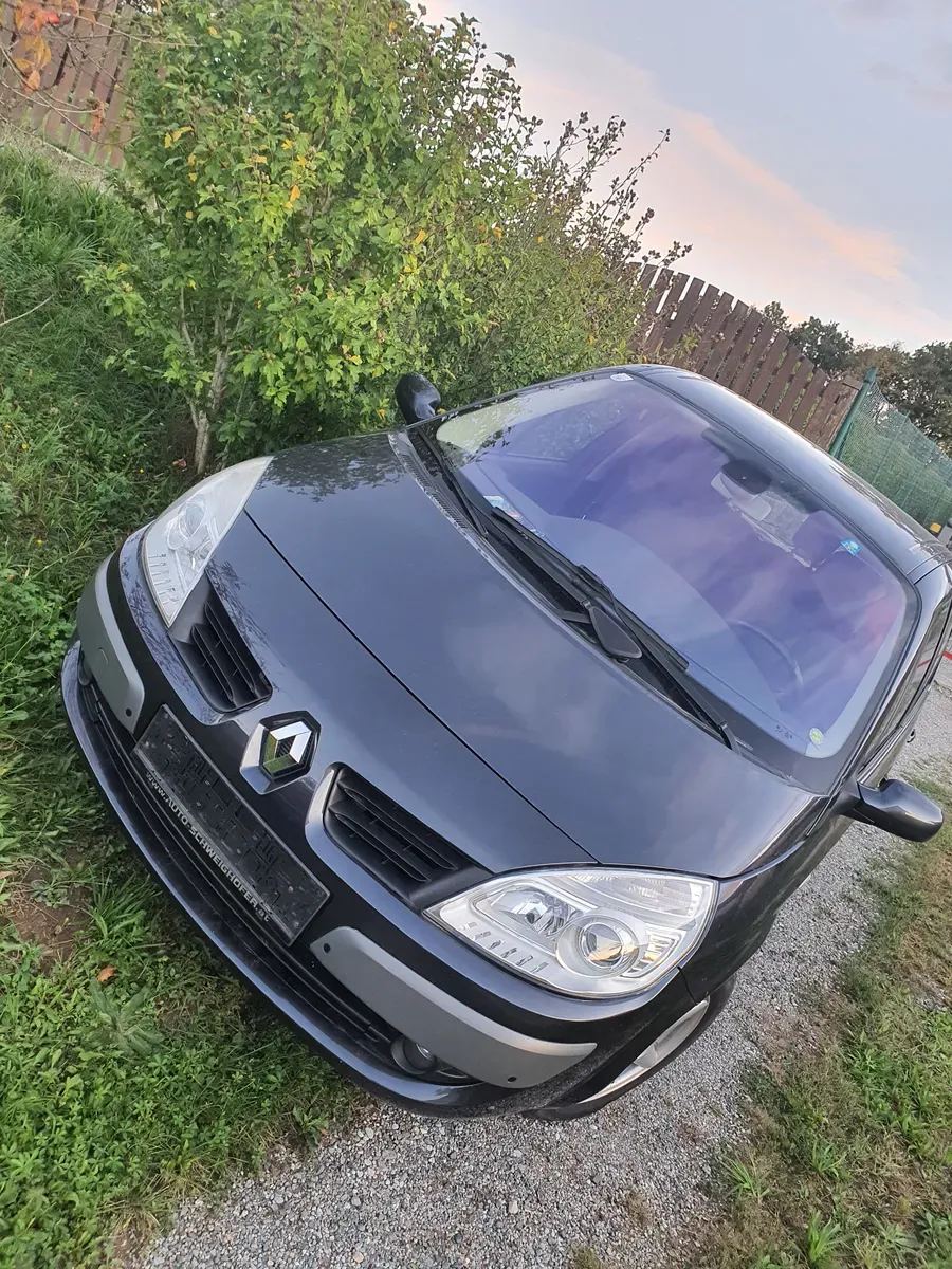 Renault Scenic 2007 photo 2