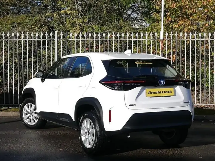 Toyota Yaris Cross 2023 photo 2