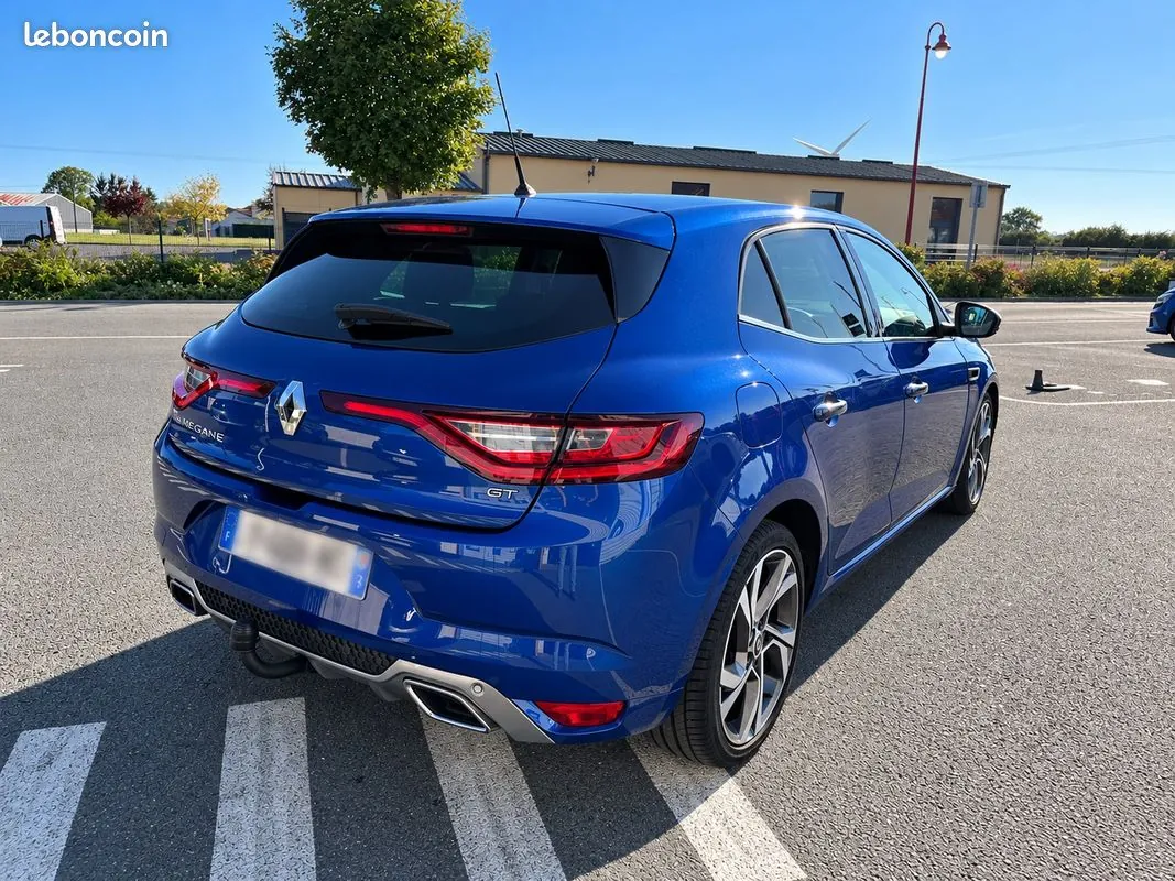 Renault Megane 2015 photo 3