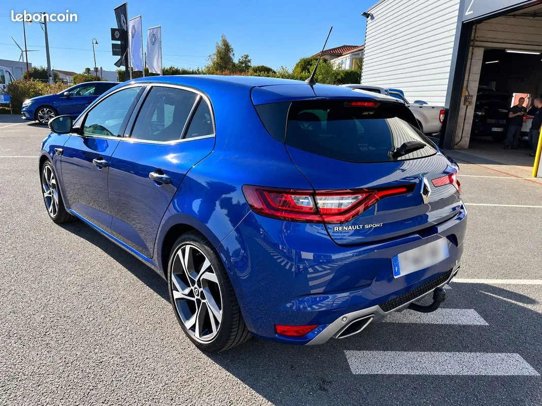 Renault Megane 2015 photo 4