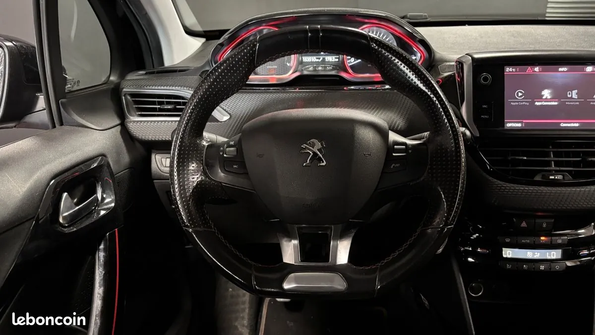 Peugeot 2008 2017 photo 4