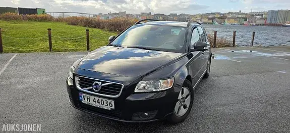 Volvo V50 2011 photo 2