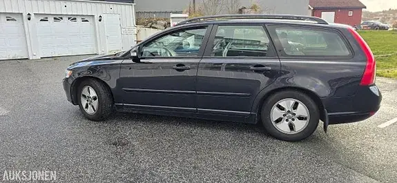 Volvo V50 2011 photo 4