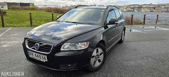 Volvo V50
