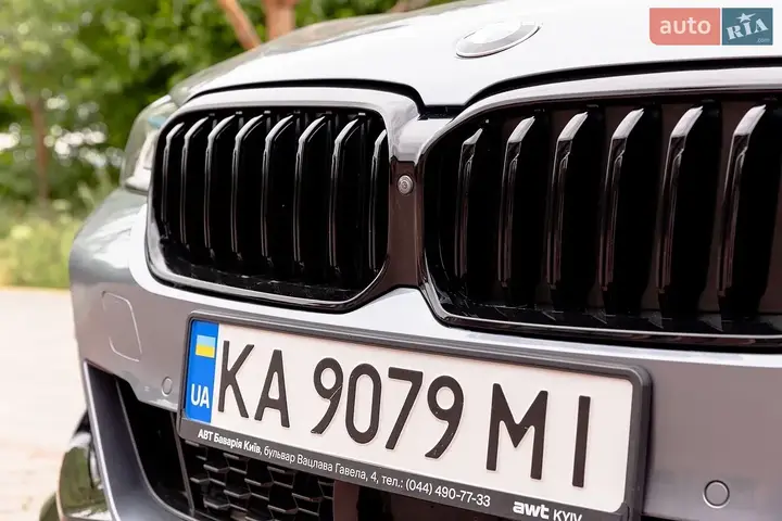 BMW 5 Series 2017 photo 4