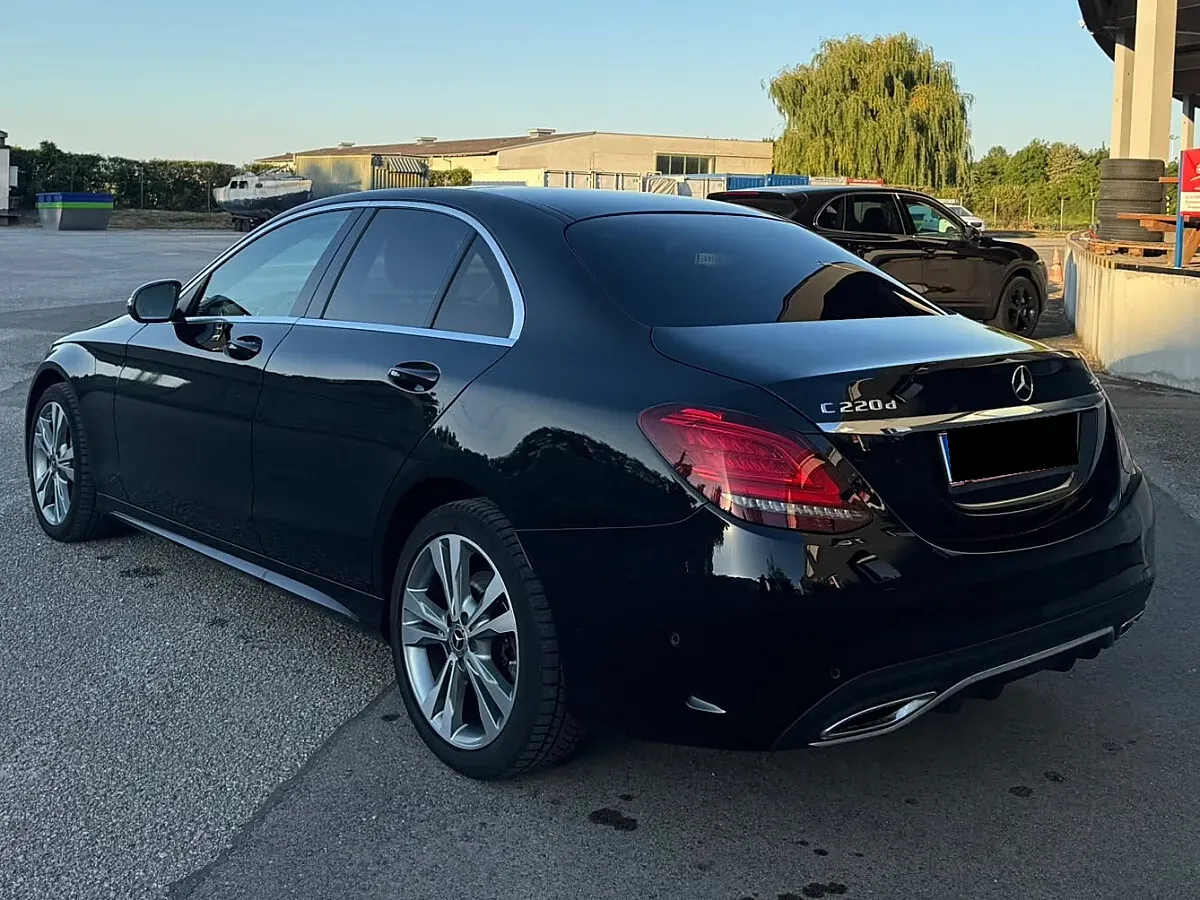 Mercedes-Benz C-Class 2019 photo 2