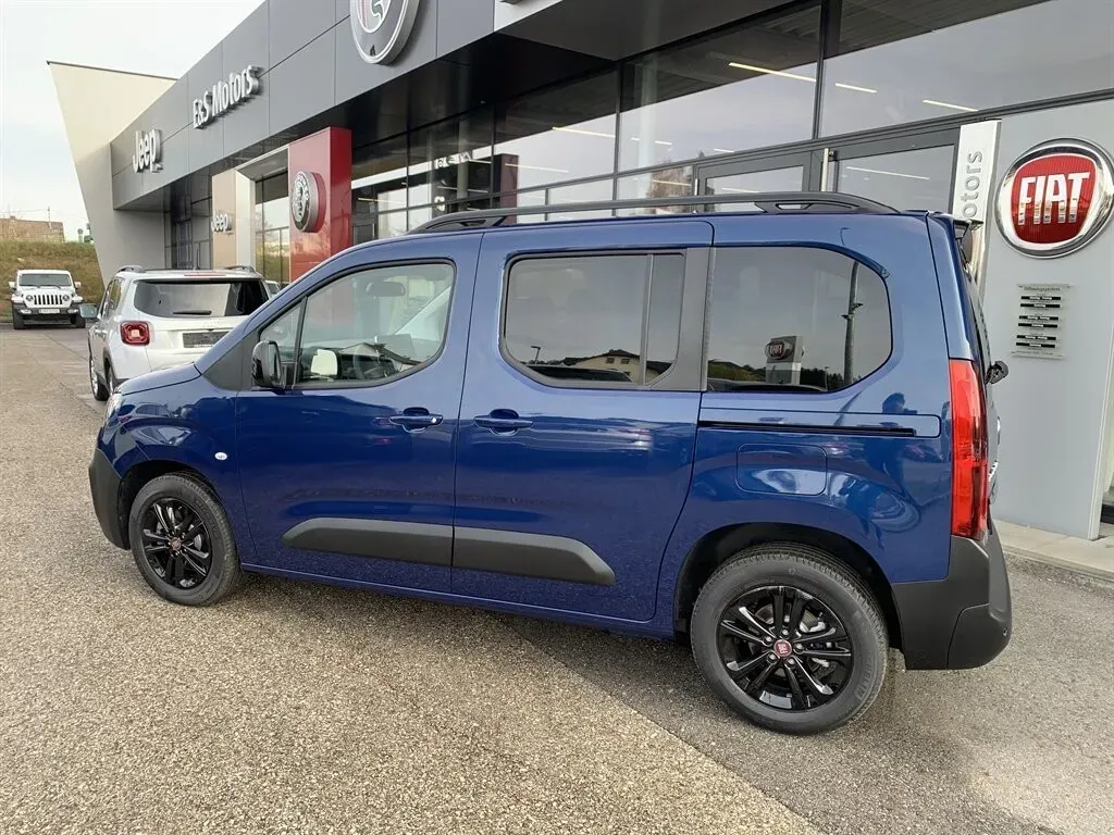 Fiat Doblò 2022 photo 2