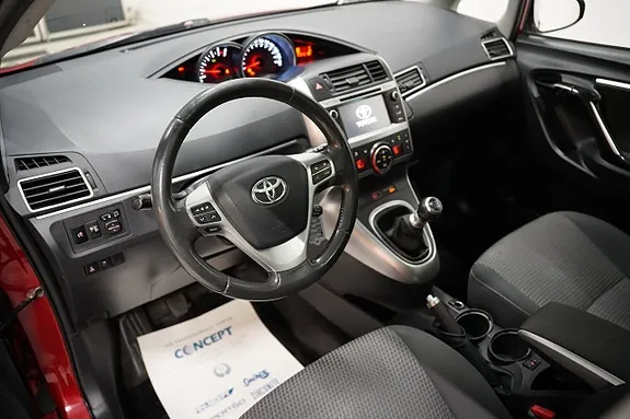 Toyota Verso 2014 photo 5