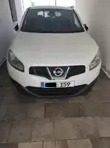 Nissan Qashqai 2013 photo 2