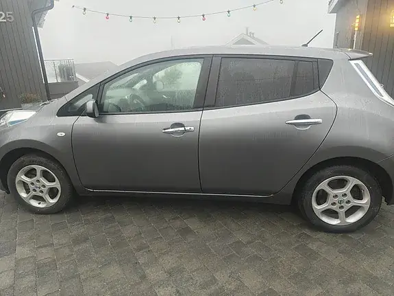 Nissan Leaf 2014 photo 5