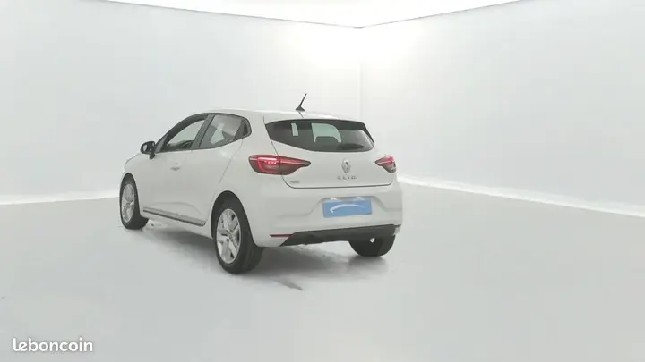 Renault Clio 2021 photo 3