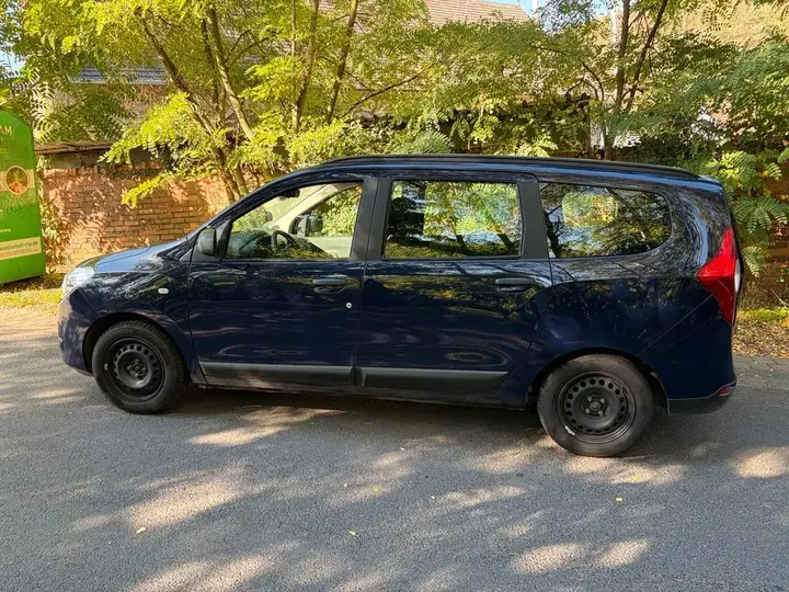 Dacia Lodgy