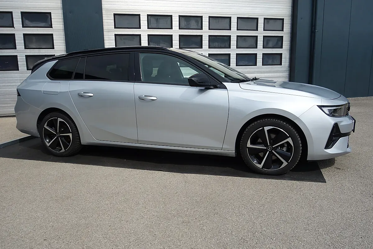 Opel Astra 2025 photo 2