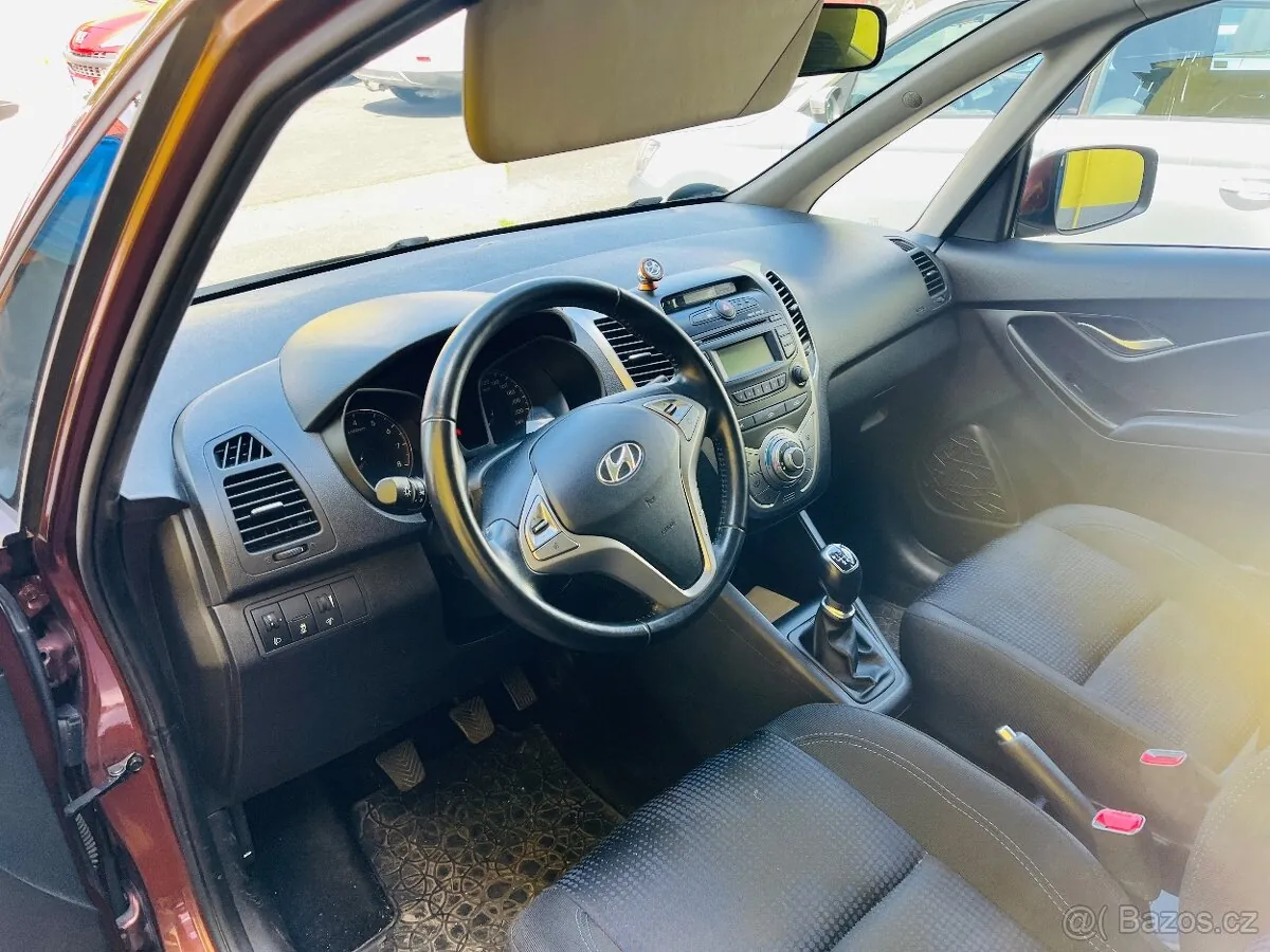 Hyundai Ix20 2013 photo 4
