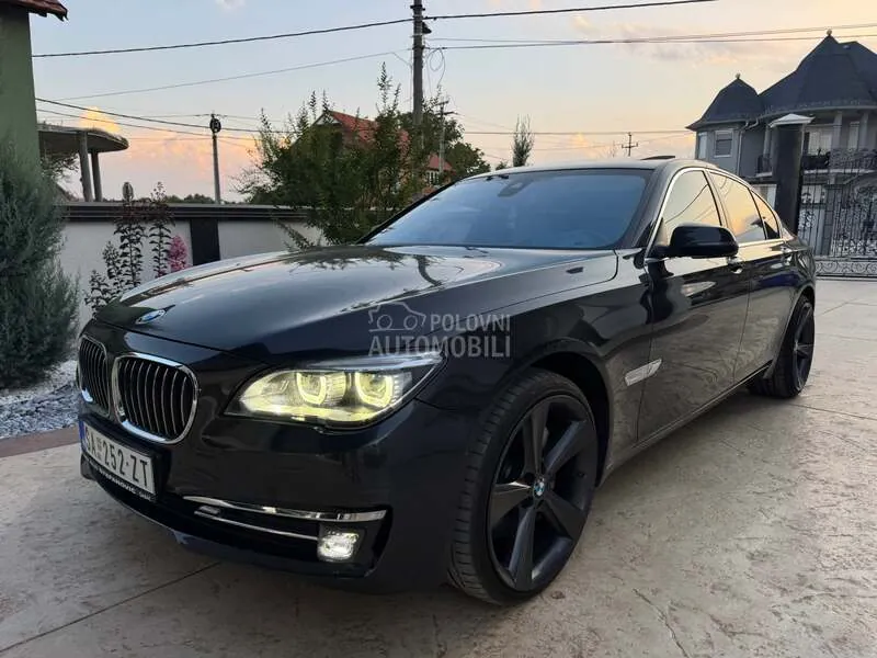 BMW 750 2014 photo 4