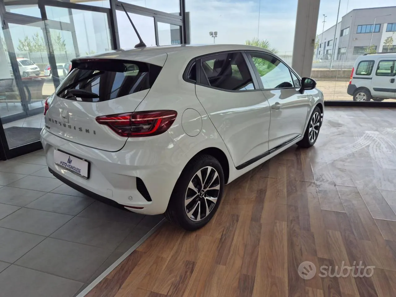 Mitsubishi Colt 2024 photo 4