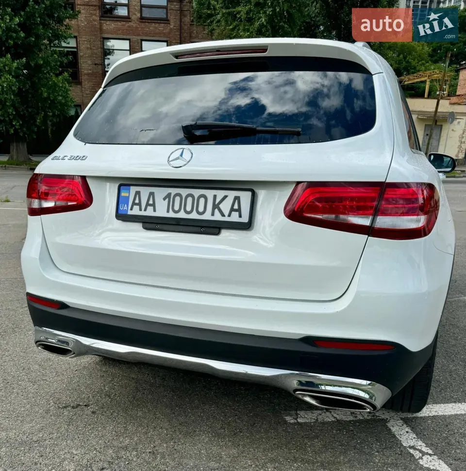 Mercedes-Benz Glc-Class 2018 photo 5