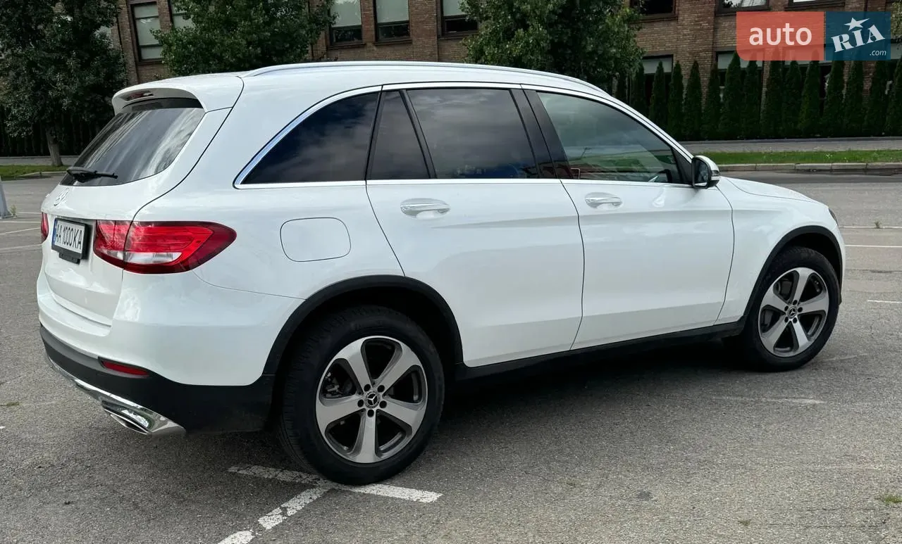 Mercedes-Benz Glc-Class 2018 photo 4